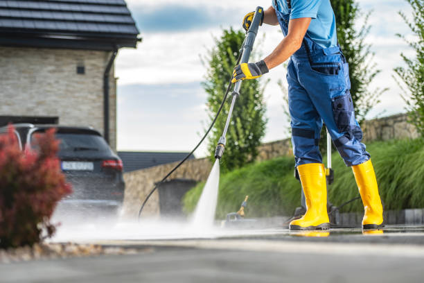 Best Graffiti Removal  in Factoryville, PA